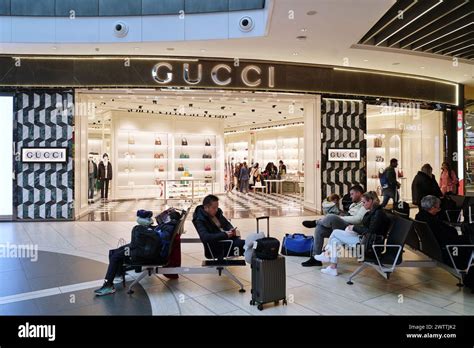 gucci terminal 3 fiumicino|Gucci roma fiumicino terminal 3.